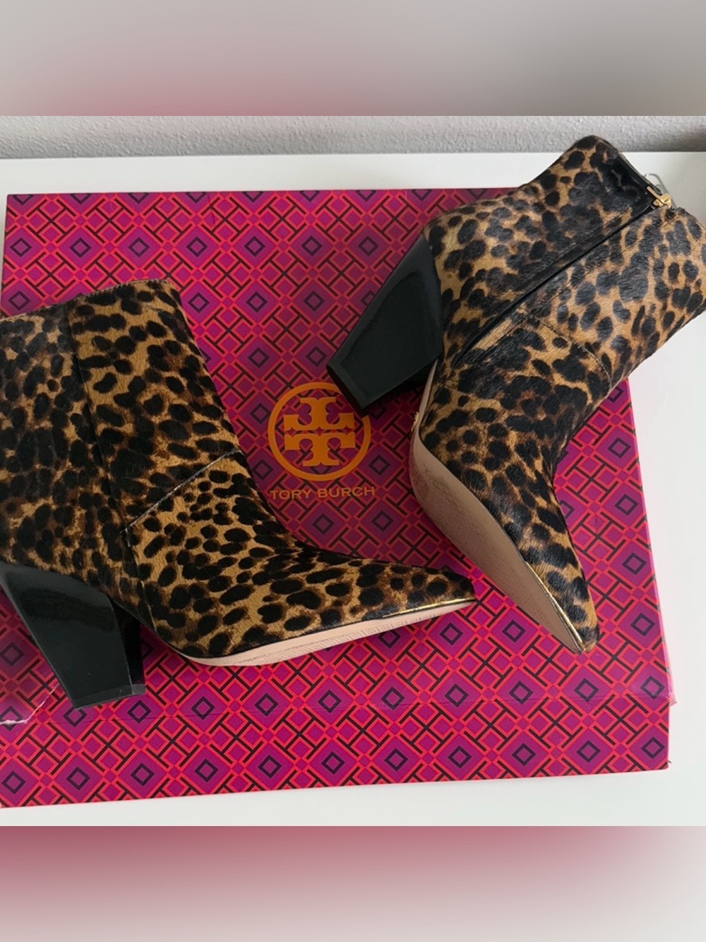 Tory Burch Leopard Print Pointed Toe Ankle Boots - Brown